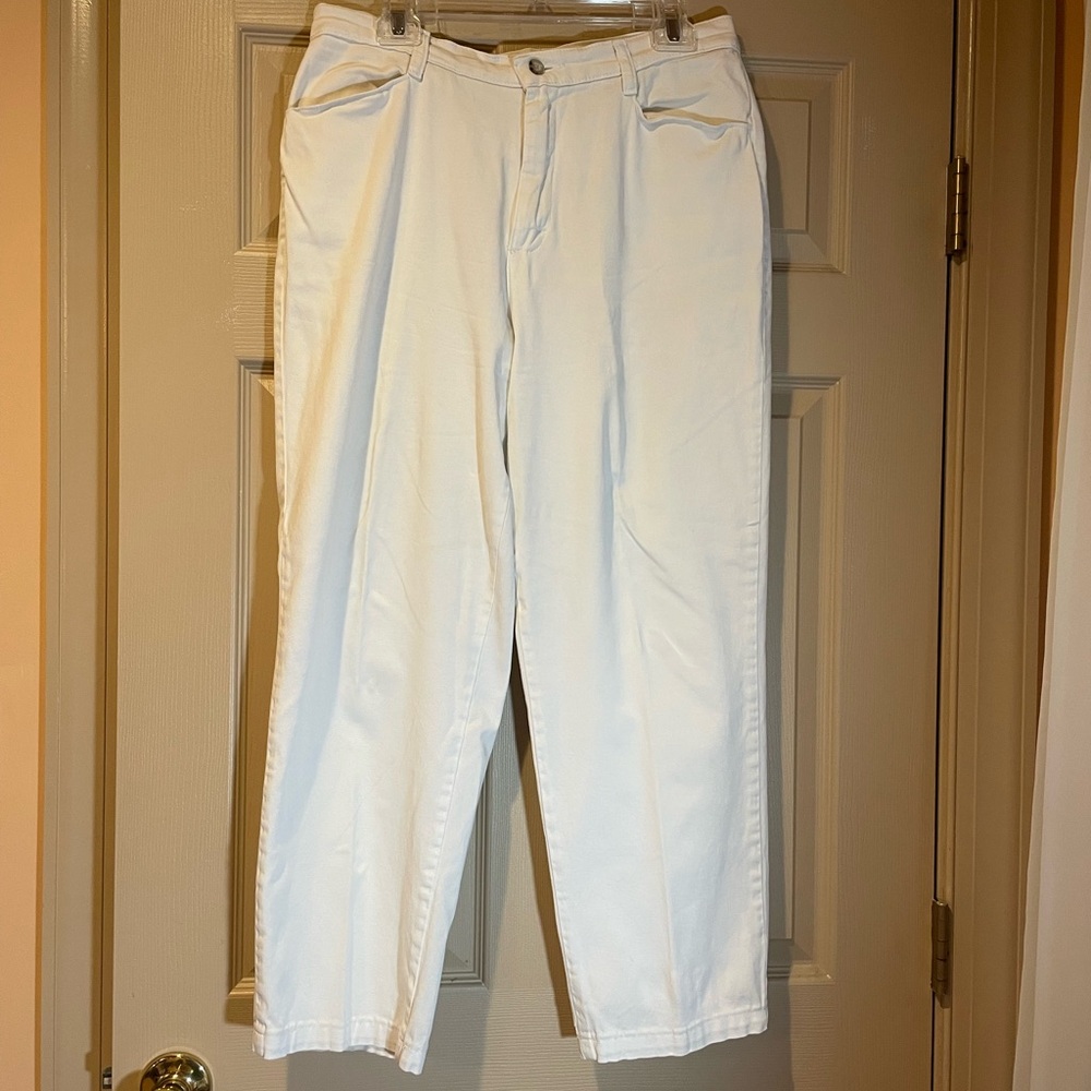 Lee Women’s White‎ Pants with Button Detail, Size 12P